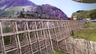 Amerikaanse modelspoorbaan 'On3 Trainbuffs'