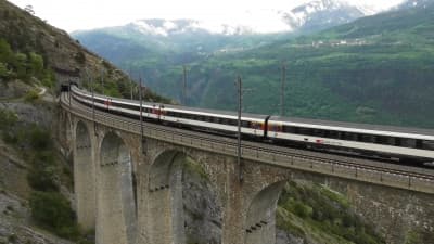 The EW ('Einheitswagen') on the old Lötschberg Railway