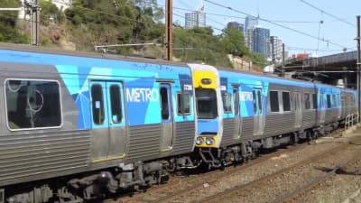 Part 5: North Melbourne Station - passenger services