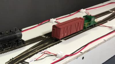 Model railroad wiring for DCC like a Pro