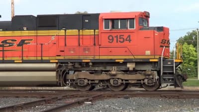 CSX diesel locomotive SD40 -2 and more