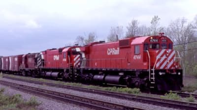 MLW's Pinnacle modern diesel locomotive - CPR 4744
