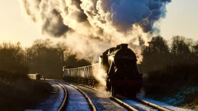 Winter steam with British steam locomotive 8f 48305 